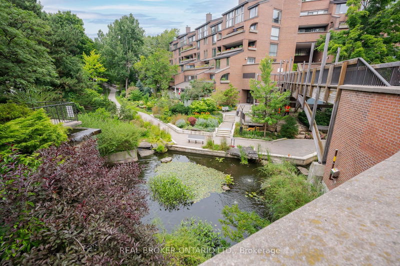 1555 Avenue Rd, unit A-0504 for sale - image #1