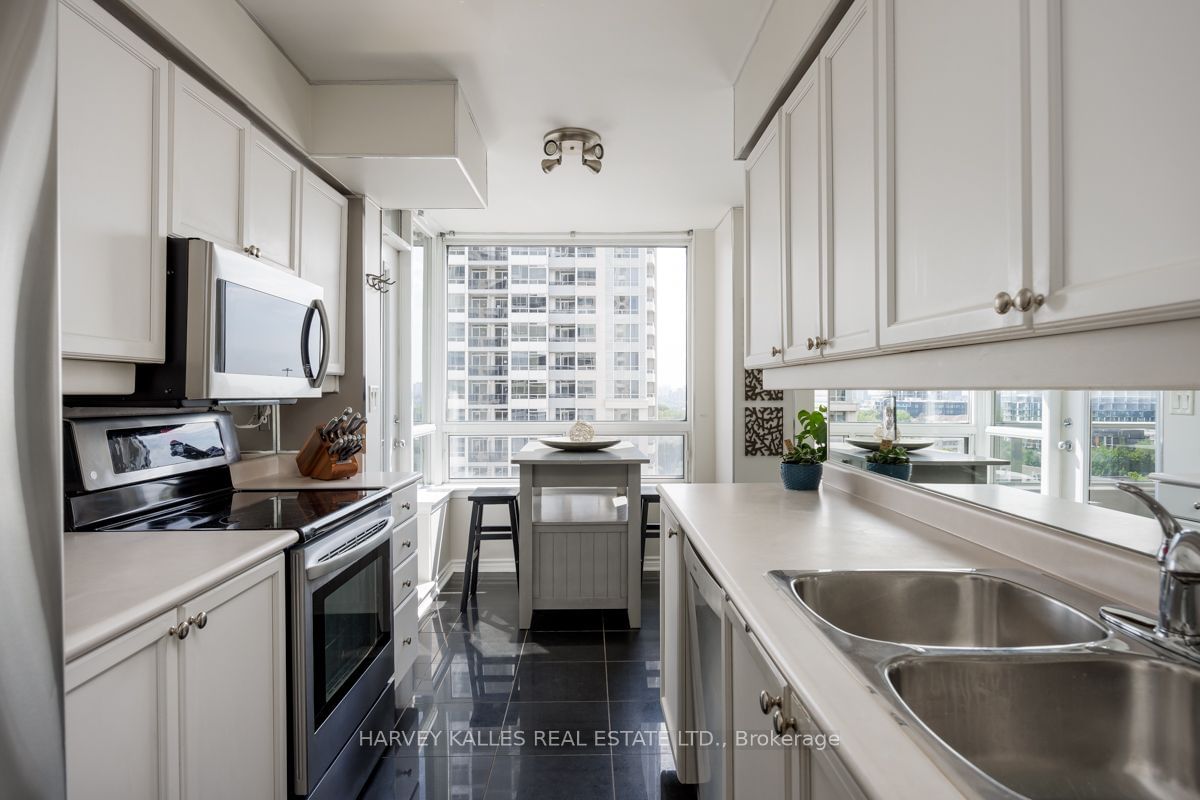 1 Rean Dr, unit 708 for sale - image #8