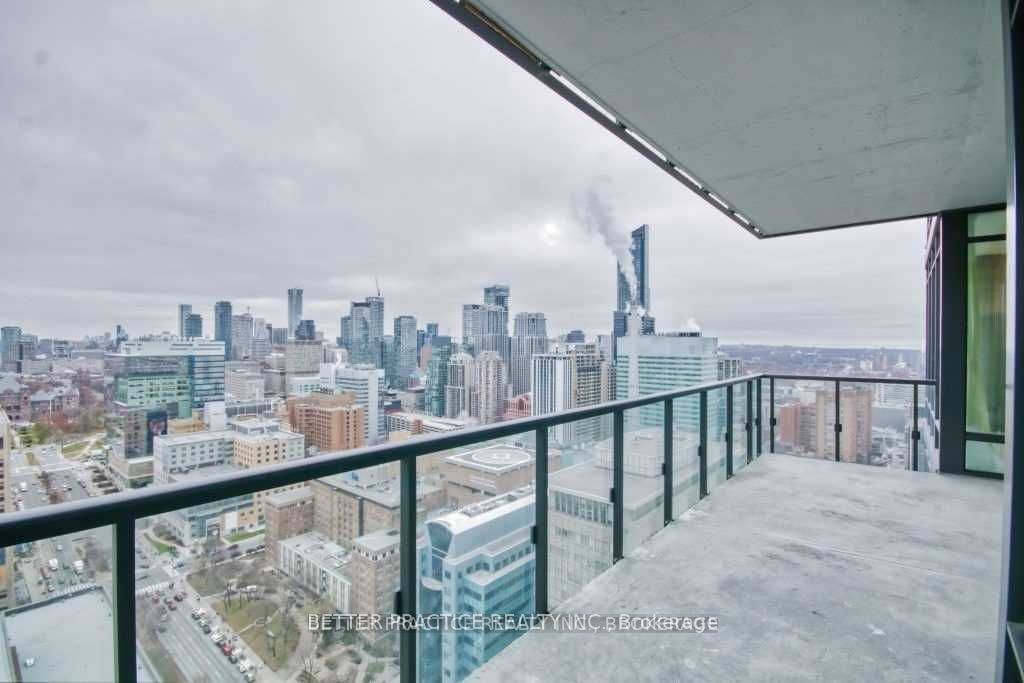 488 University Ave, unit 2702 for rent - image #17