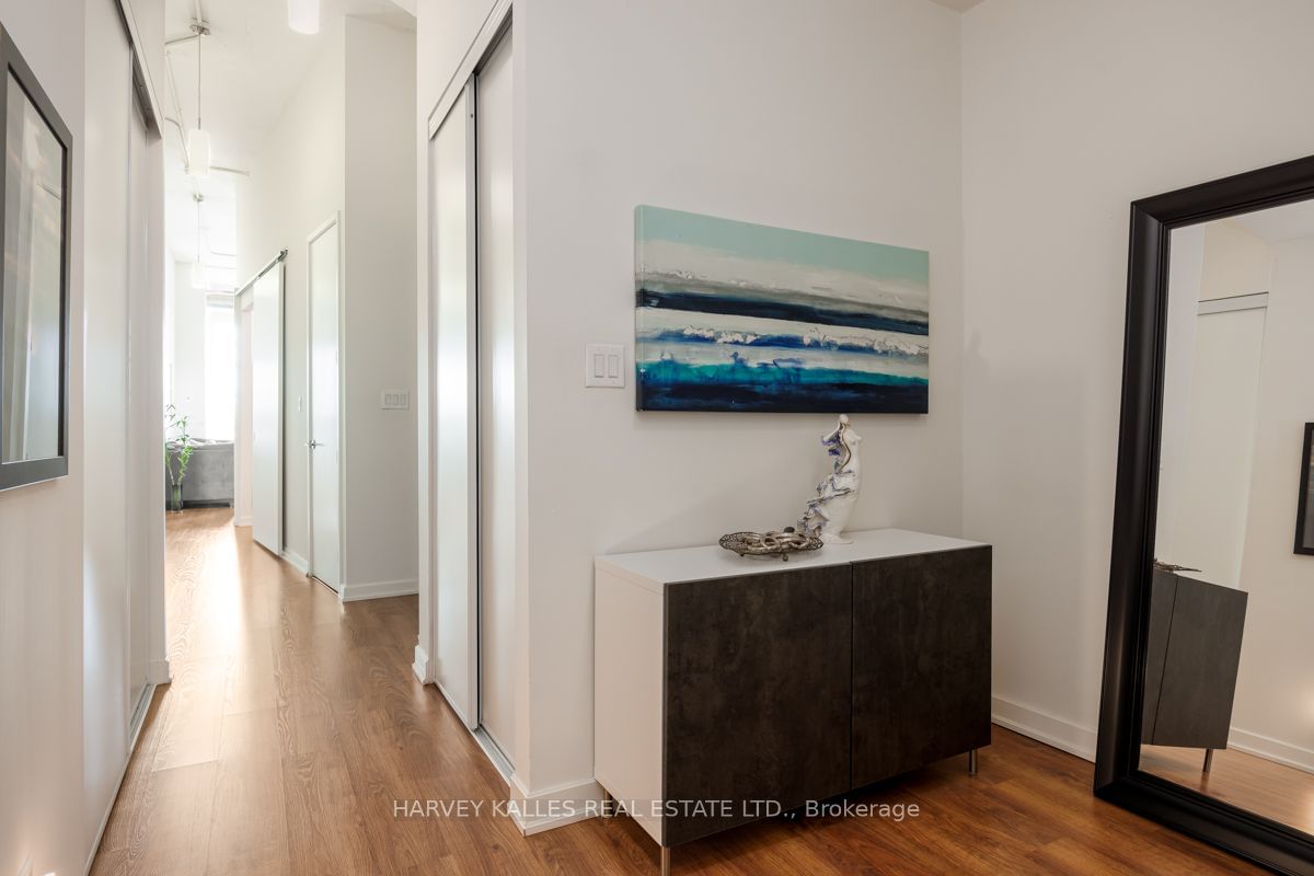 380 MacPherson Ave, unit 441 for sale - image #4