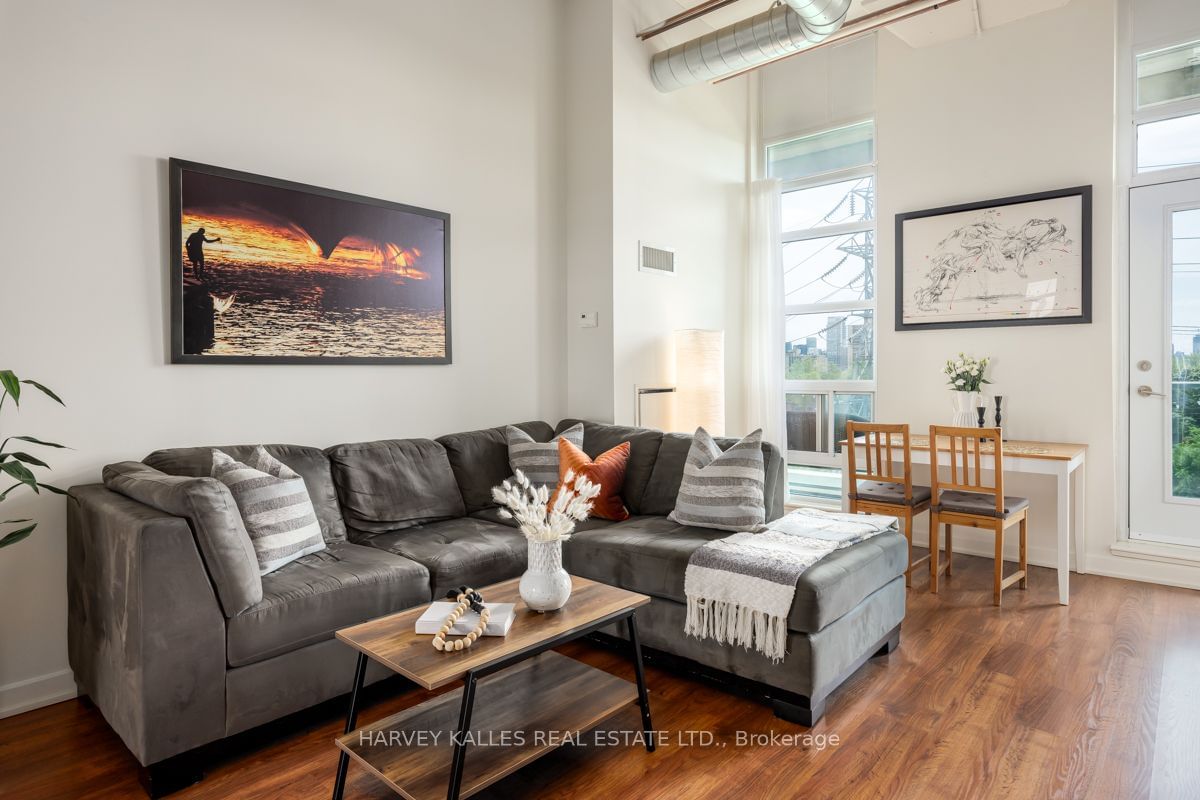 380 MacPherson Ave, unit 441 for sale - image #7