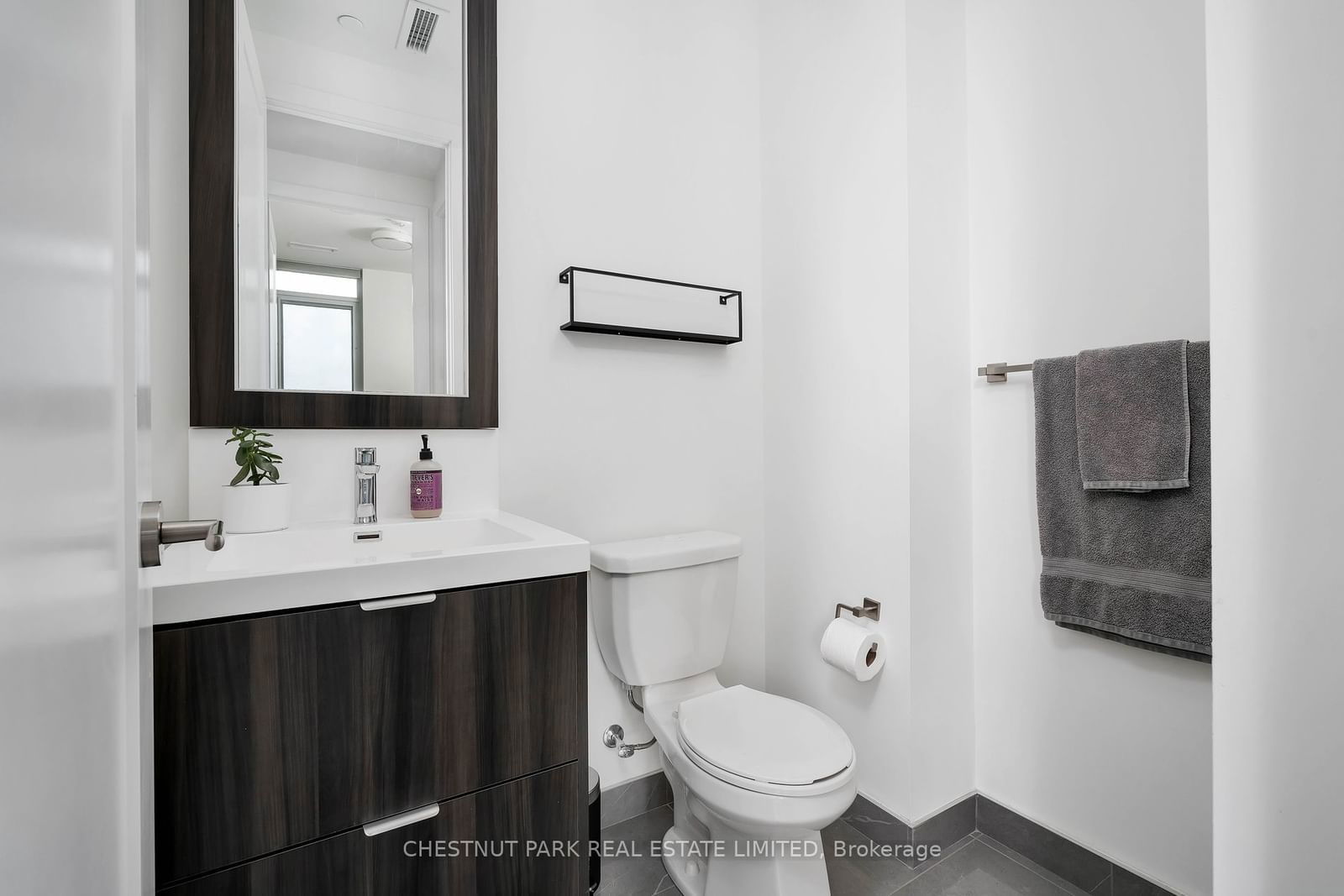 80 Vanauley St, unit 817 for sale - image #15