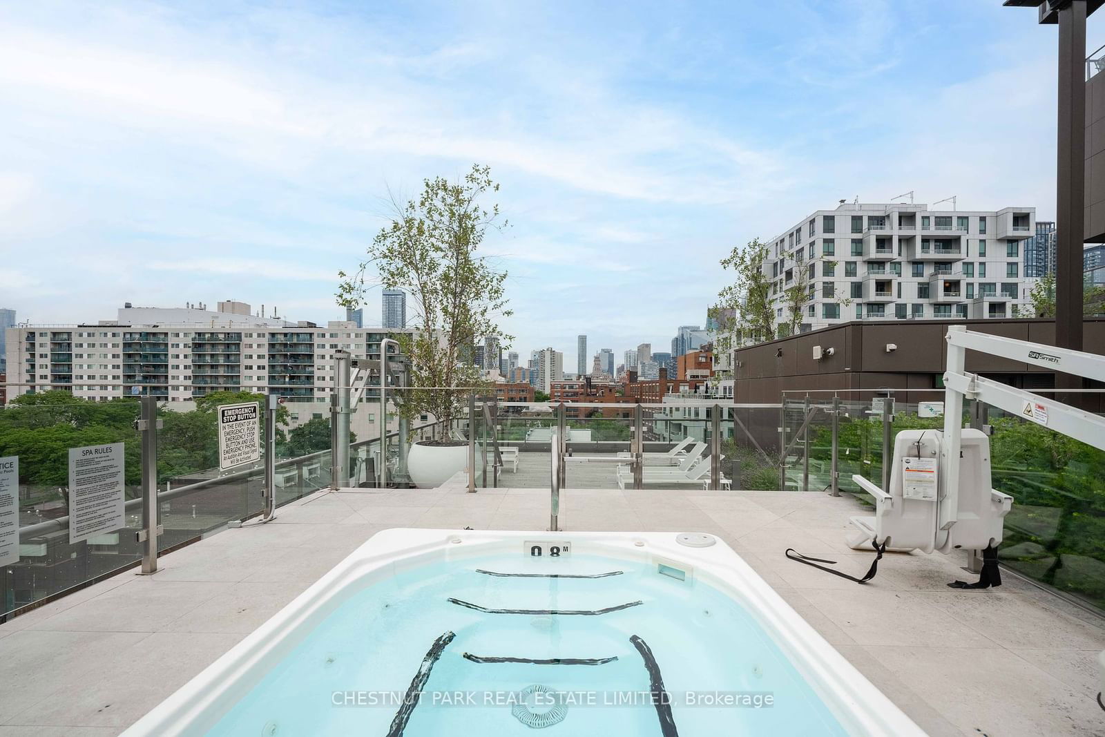 80 Vanauley St, unit 817 for sale - image #31