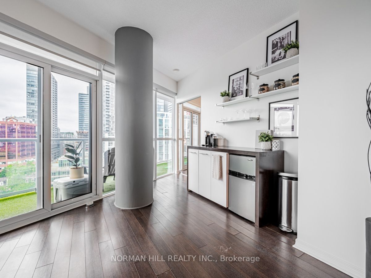 352 Front St W, unit 1215 for sale - image #11