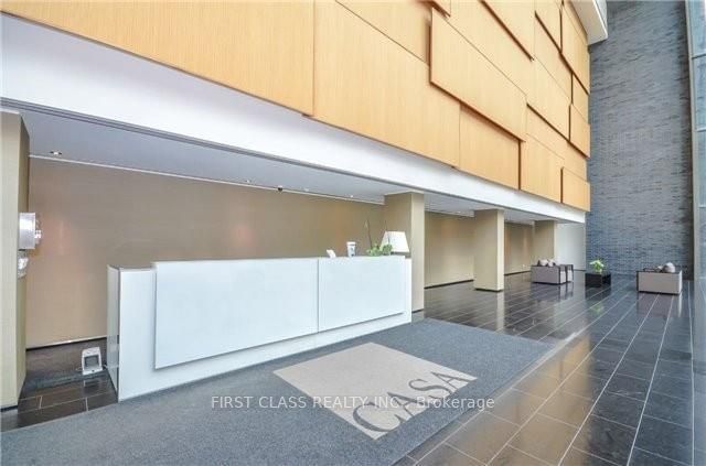 33 Charles St E, unit 2808 for rent - image #2