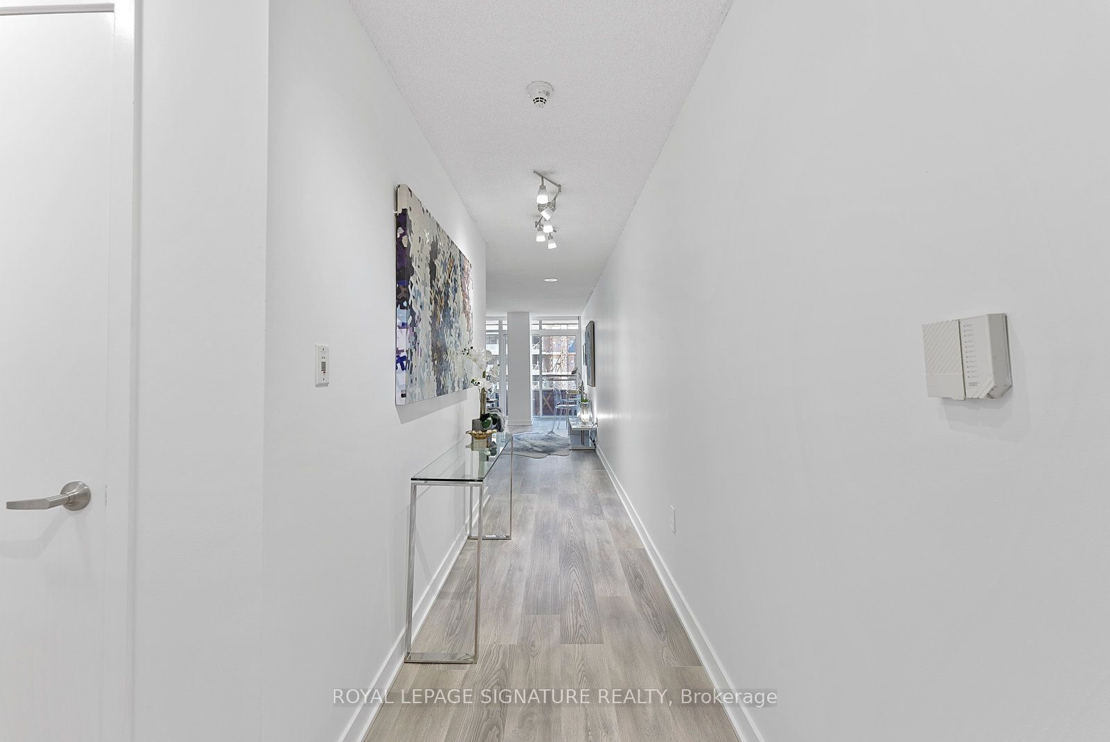 4K Spadina Ave, unit 917 for sale - image #2