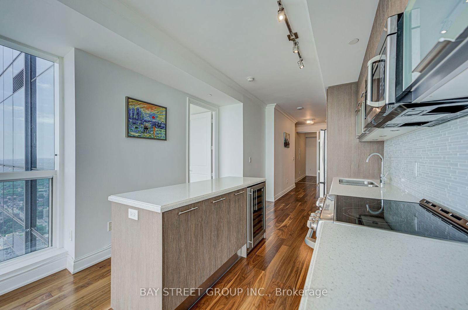 388 Yonge St, unit 6701 for rent - image #8