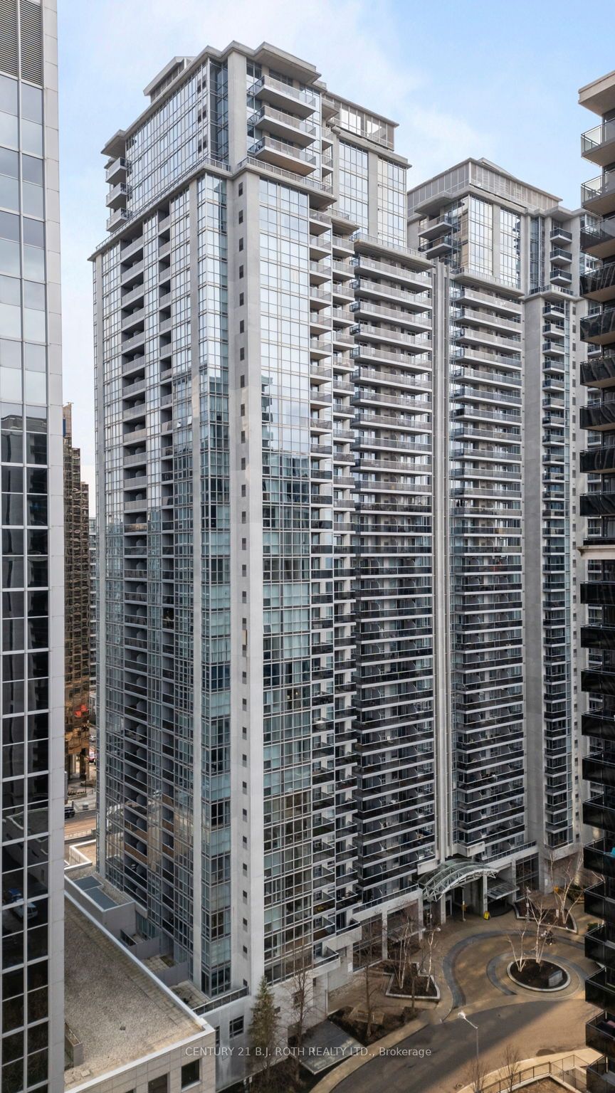 4978 Yonge St, unit 711 for sale - image #1