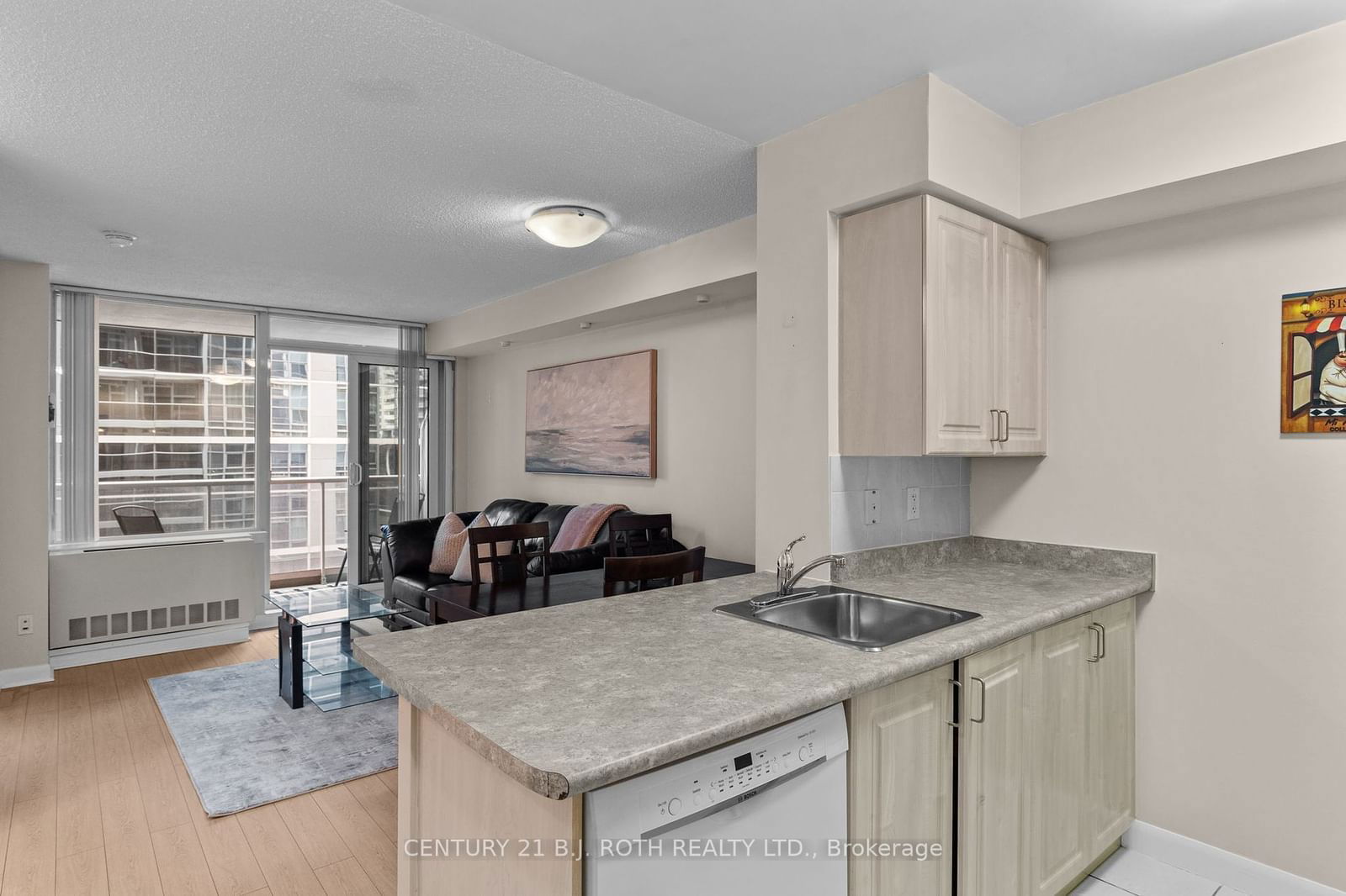 4978 Yonge St, unit 711 for sale - image #3