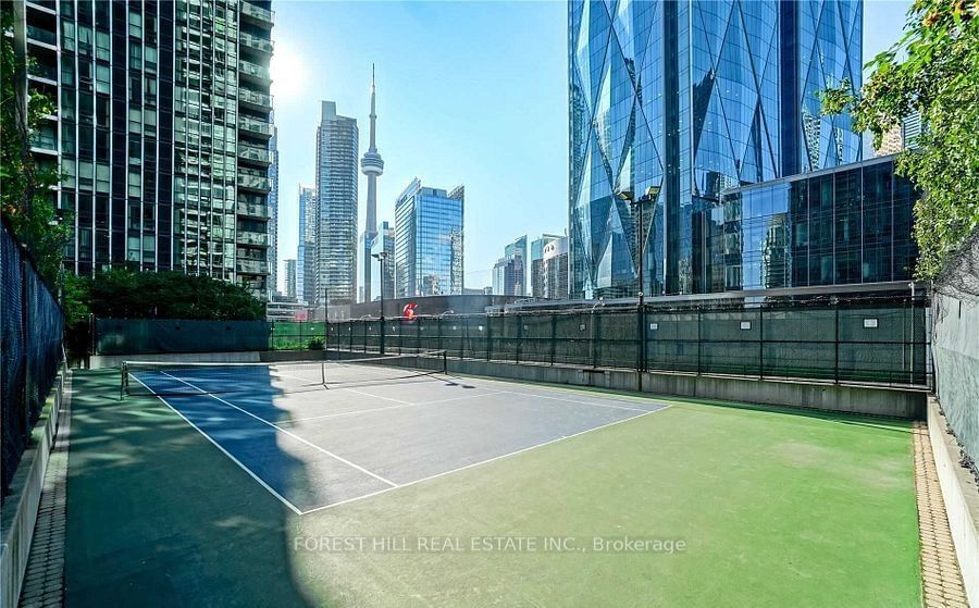 33 Bay St, unit 3403 for sale