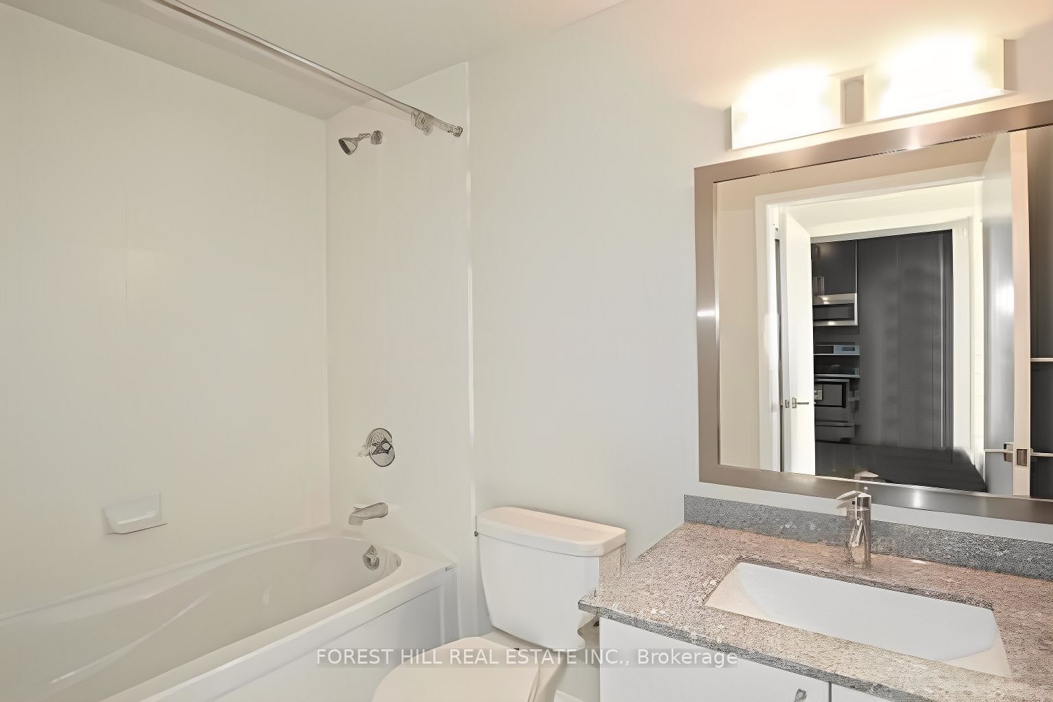 33 Bay St, unit 3403 for sale - image #9