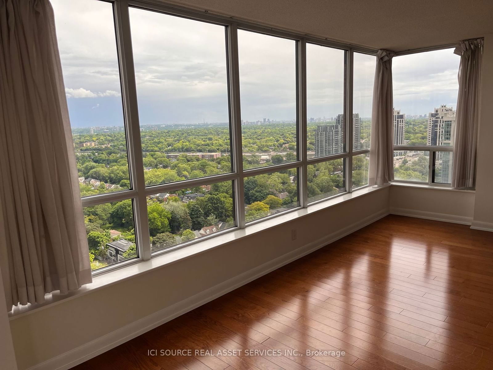 33 Sheppard Ave E, unit 2710 for sale - image #1