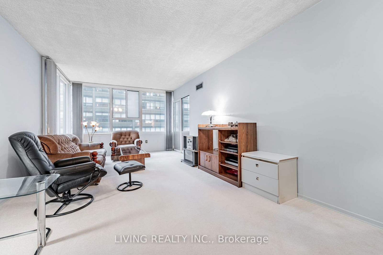 45 Carlton St, unit 1405 for sale - image #8