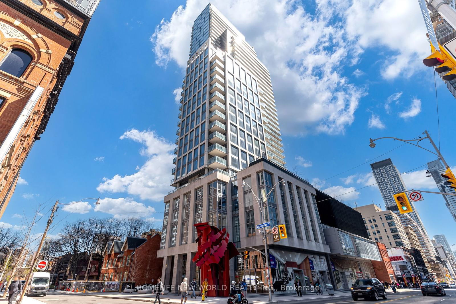 1 Gloucester St, unit 915 for sale