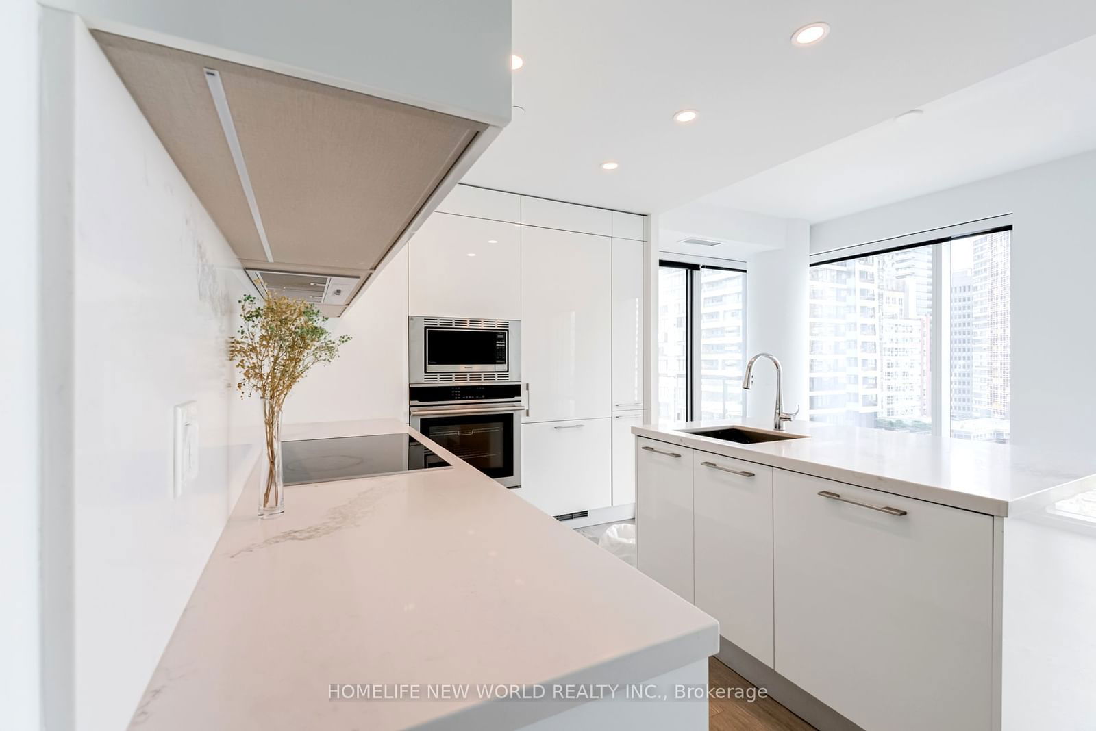 1 Gloucester St, unit 915 for sale - image #13