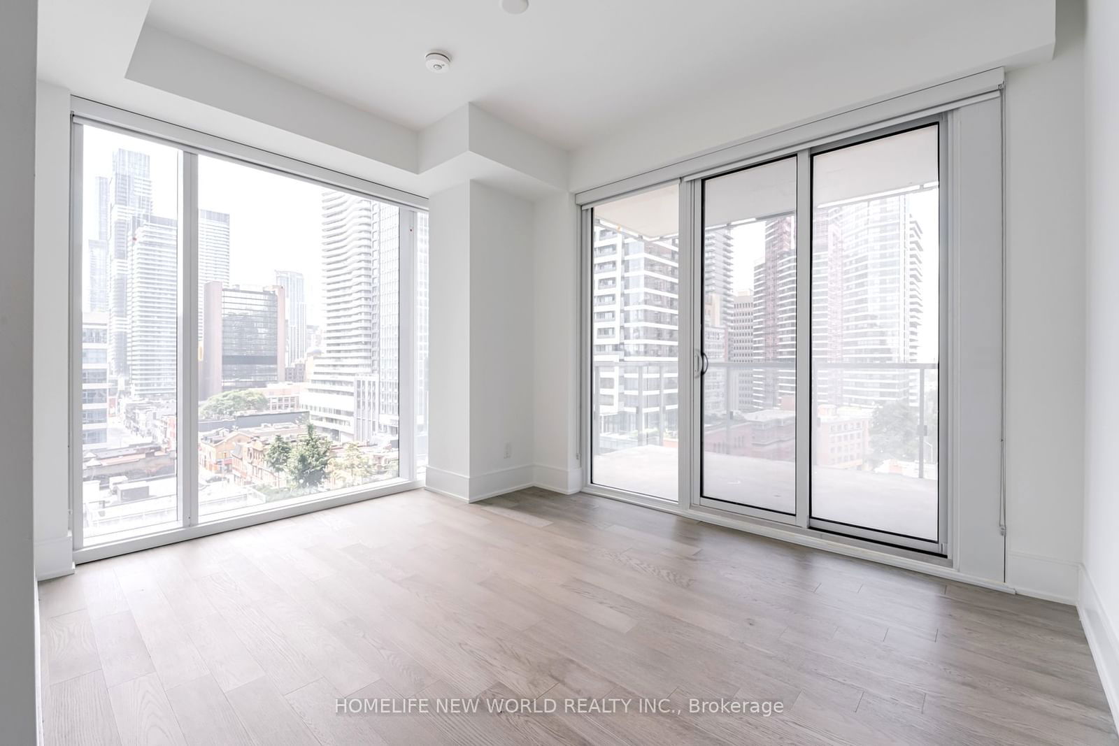 1 Gloucester St, unit 915 for sale - image #23