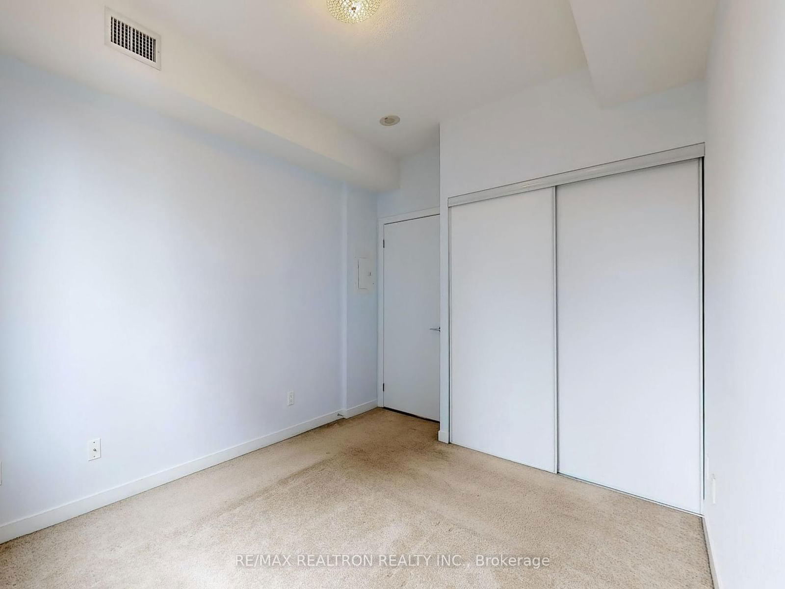 55 East Liberty St, unit 1003 for sale - image #27