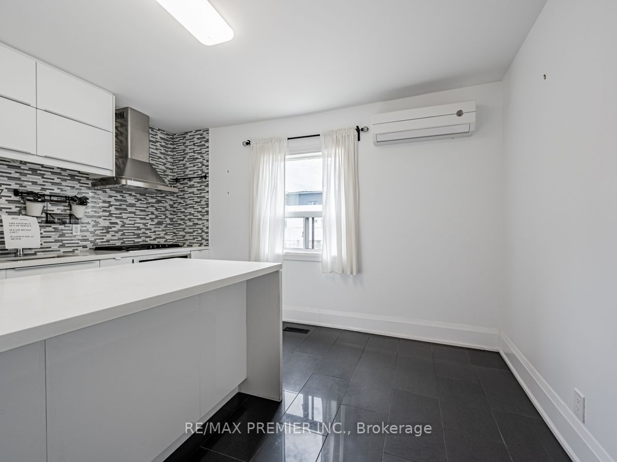 102 Bellevue Ave for sale  - image #23