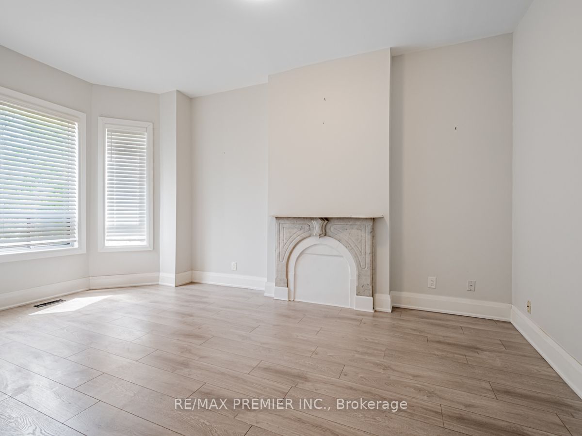 102 Bellevue Ave for sale  - image #4