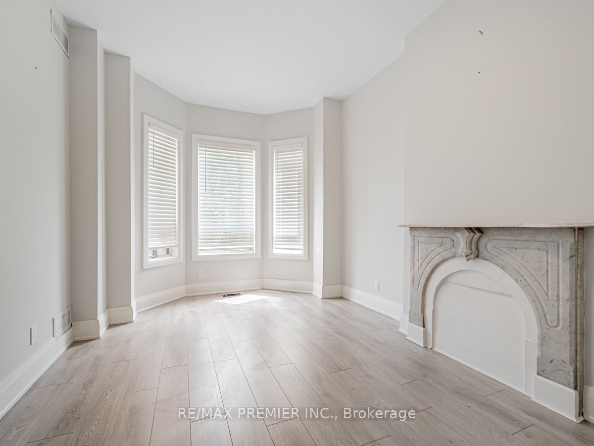 102 Bellevue Ave for sale  - image #5