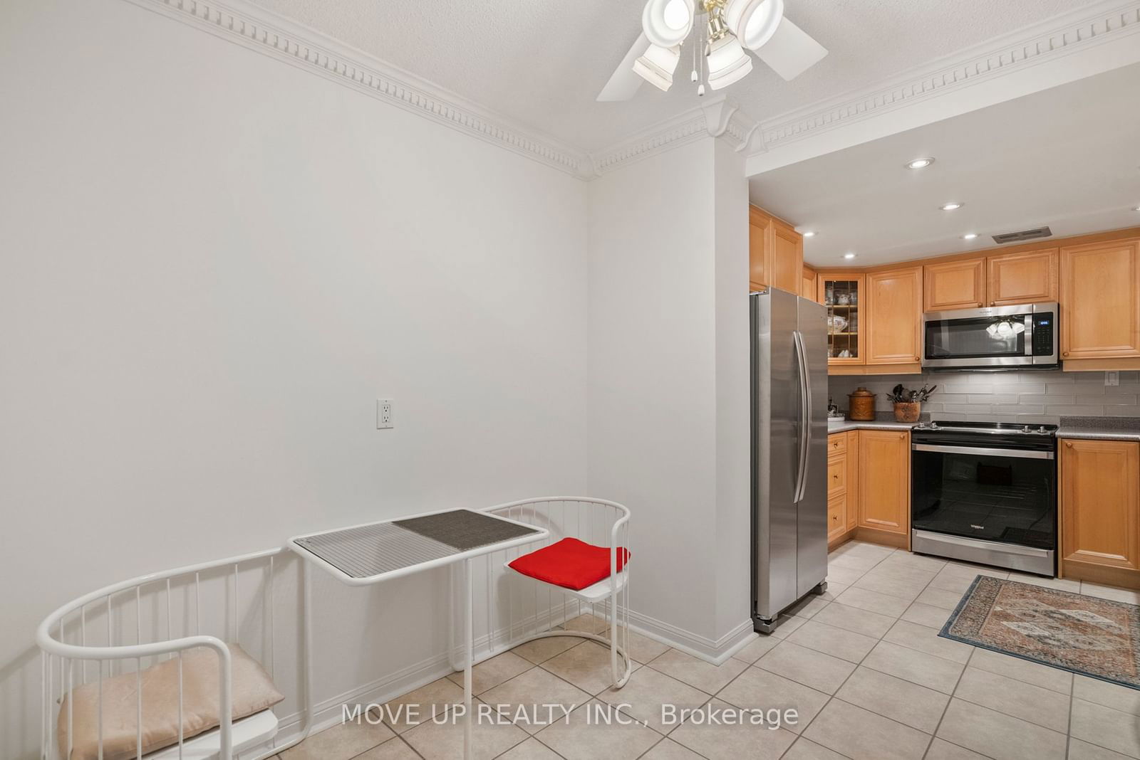 5444 Yonge St, unit 211 for sale