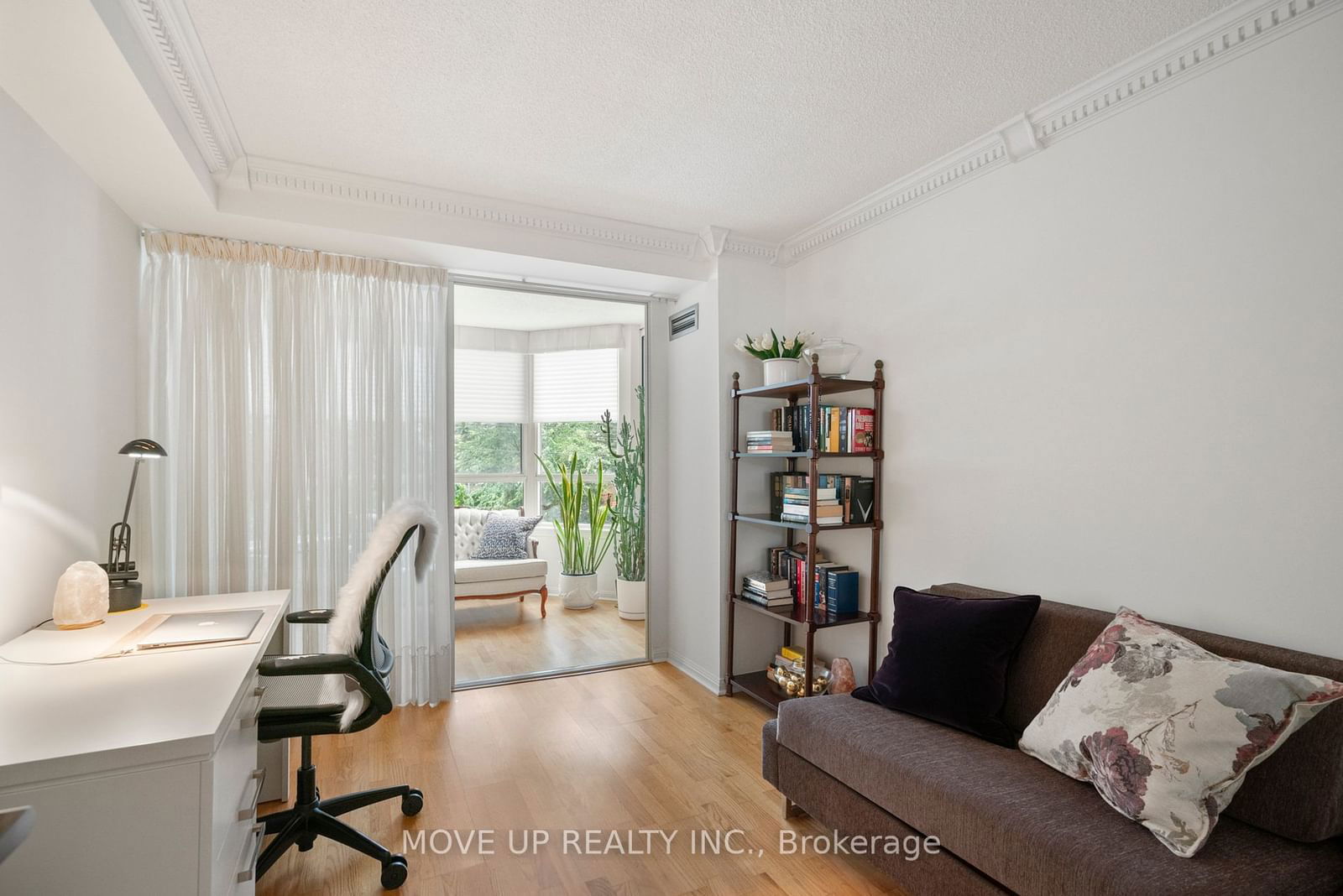 5444 Yonge St, unit 211 for sale