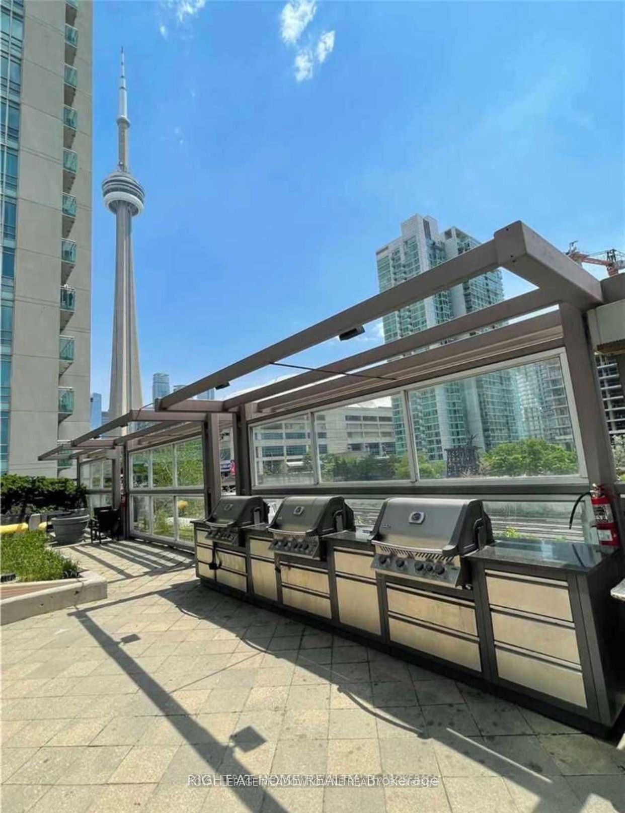 397 Front St W, unit 1103 for rent