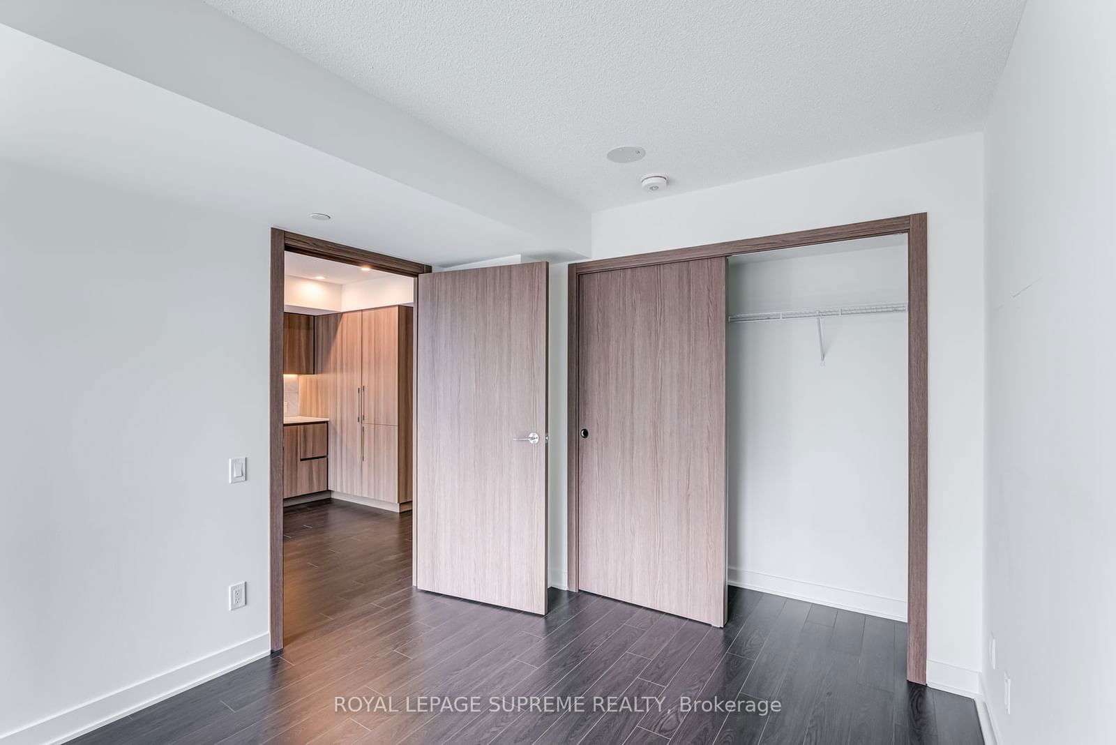 19 Bathurst St, unit 1115 for rent