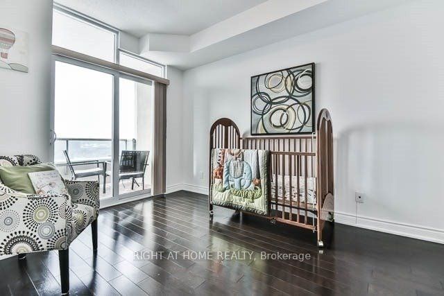 10 Bloorview Pl, unit 909 for rent - image #8