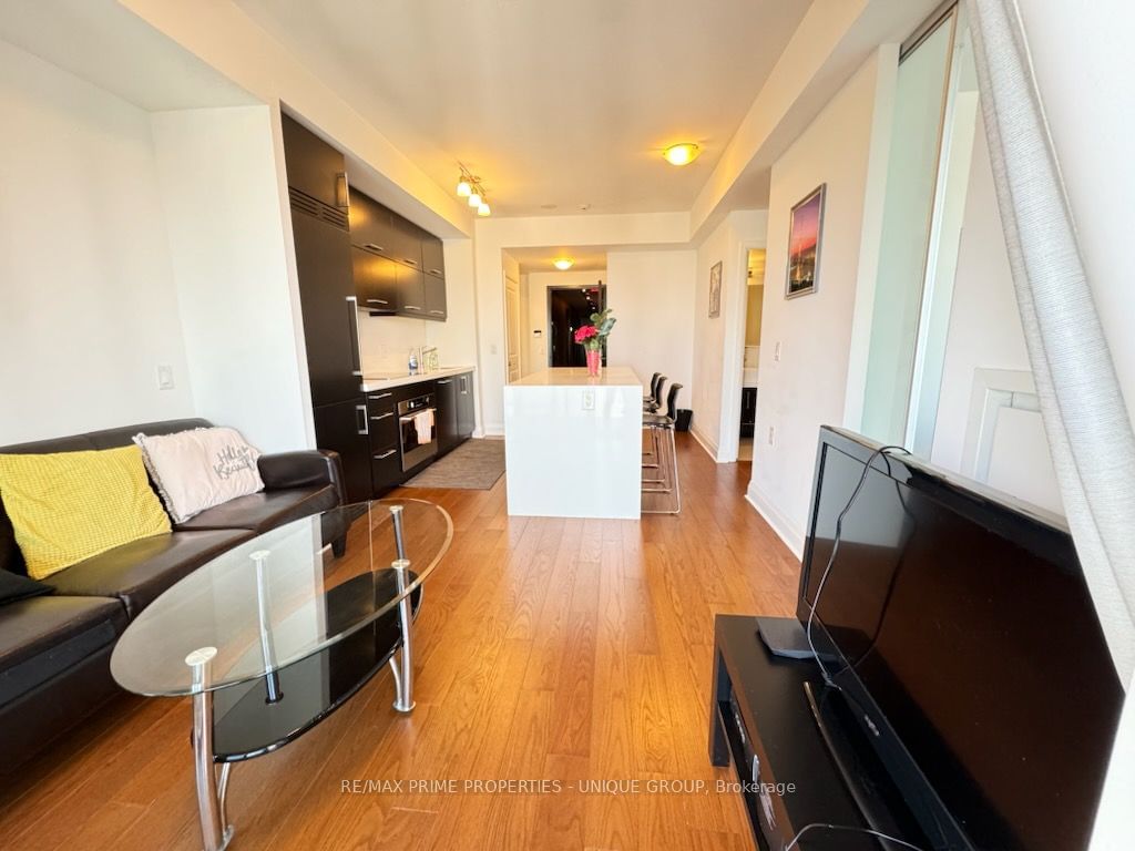 1080 Bay St, unit 3001 for sale - image #6