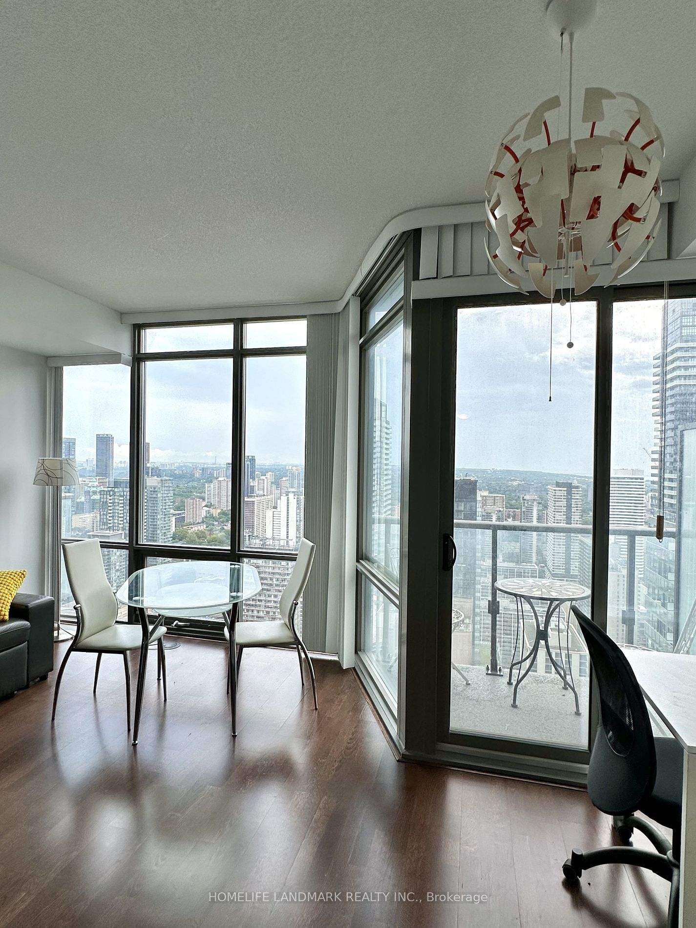 832 Bay St, unit 4507 for rent - image #7