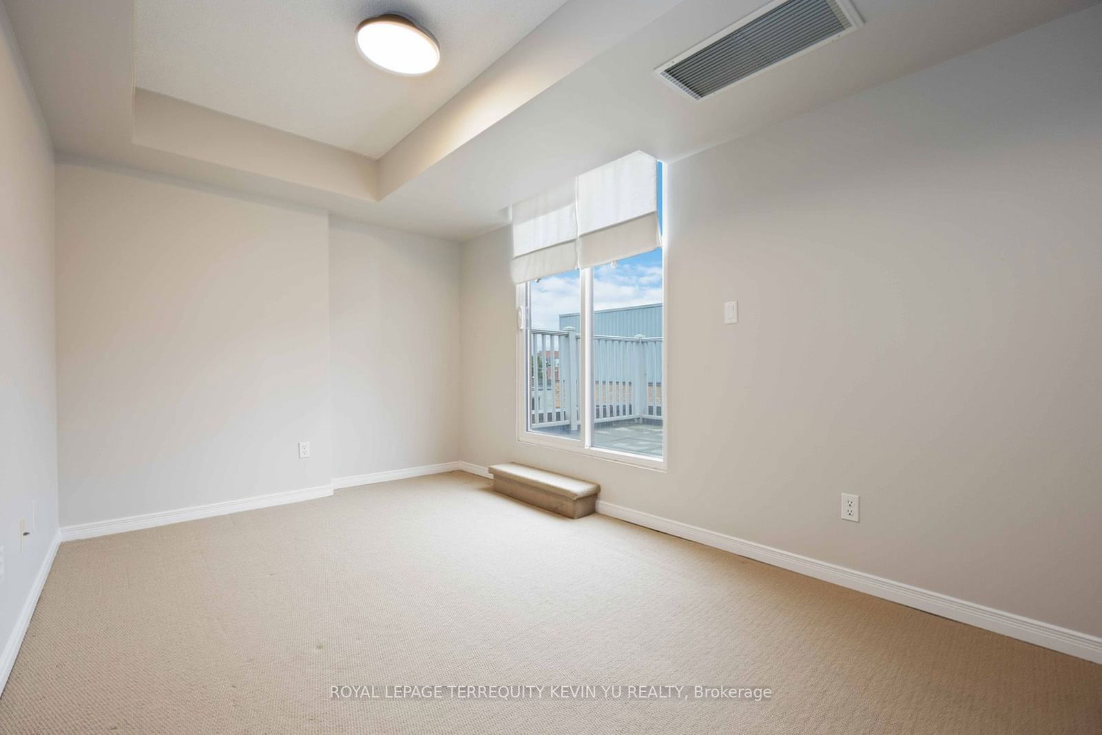 1 Ruttan St, unit 214 for rent - image #17