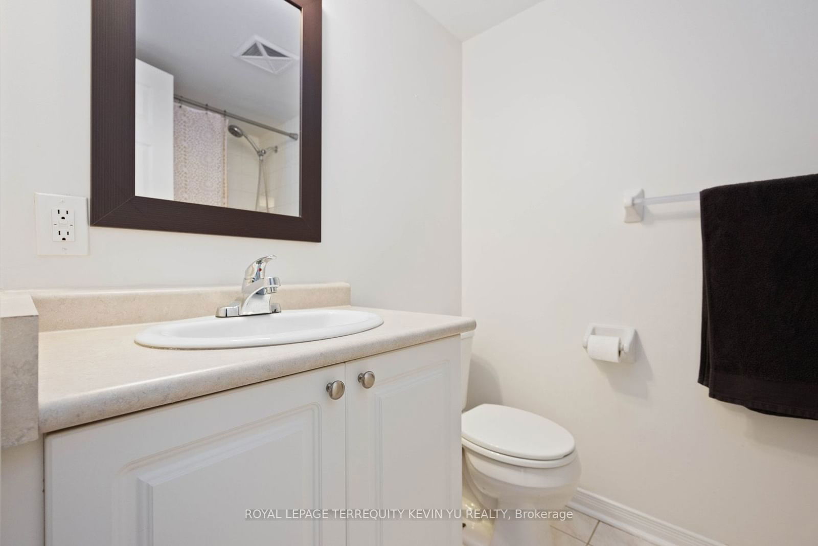 1 Ruttan St, unit 214 for rent - image #24