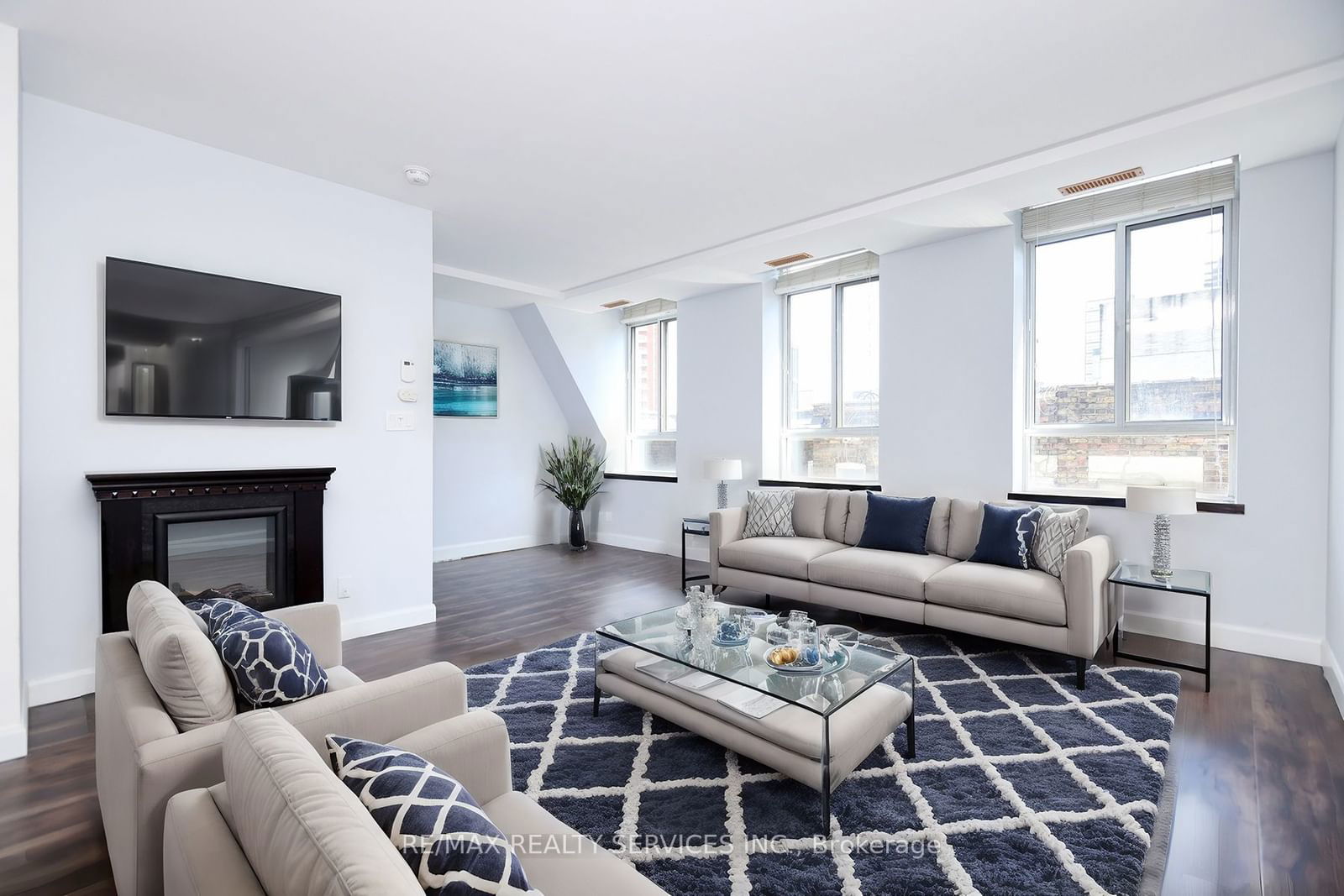 135 Maitland St, unit 504 for sale - image #10