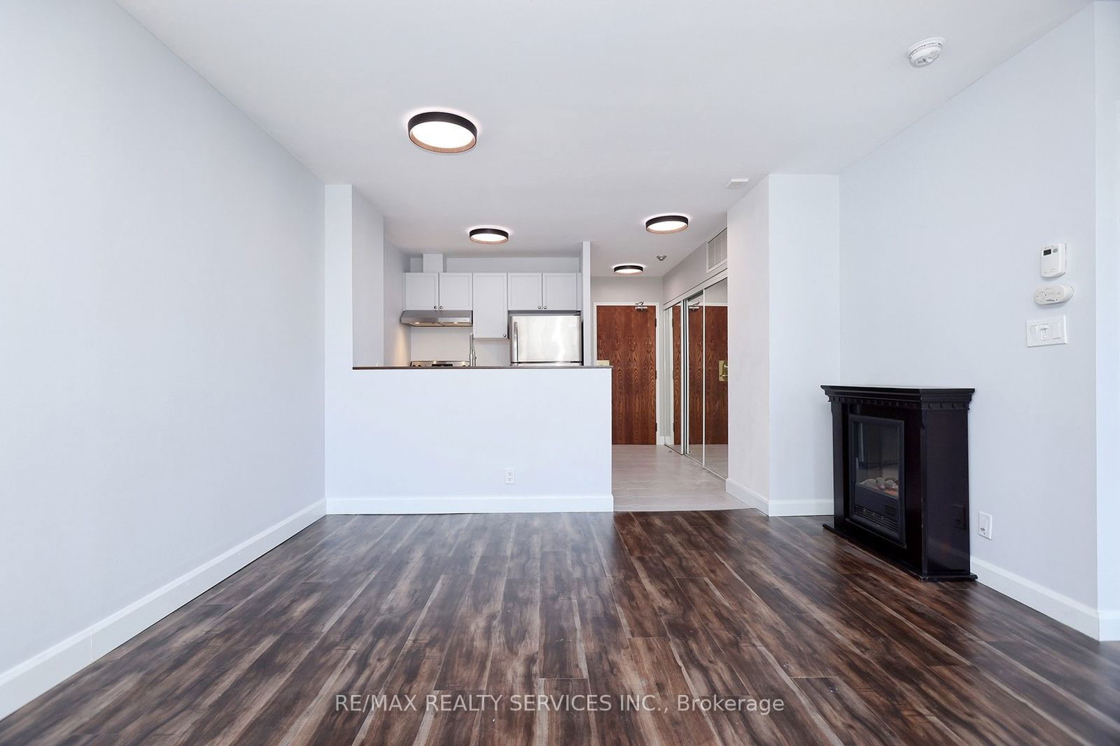 135 Maitland St, unit 504 for sale - image #38