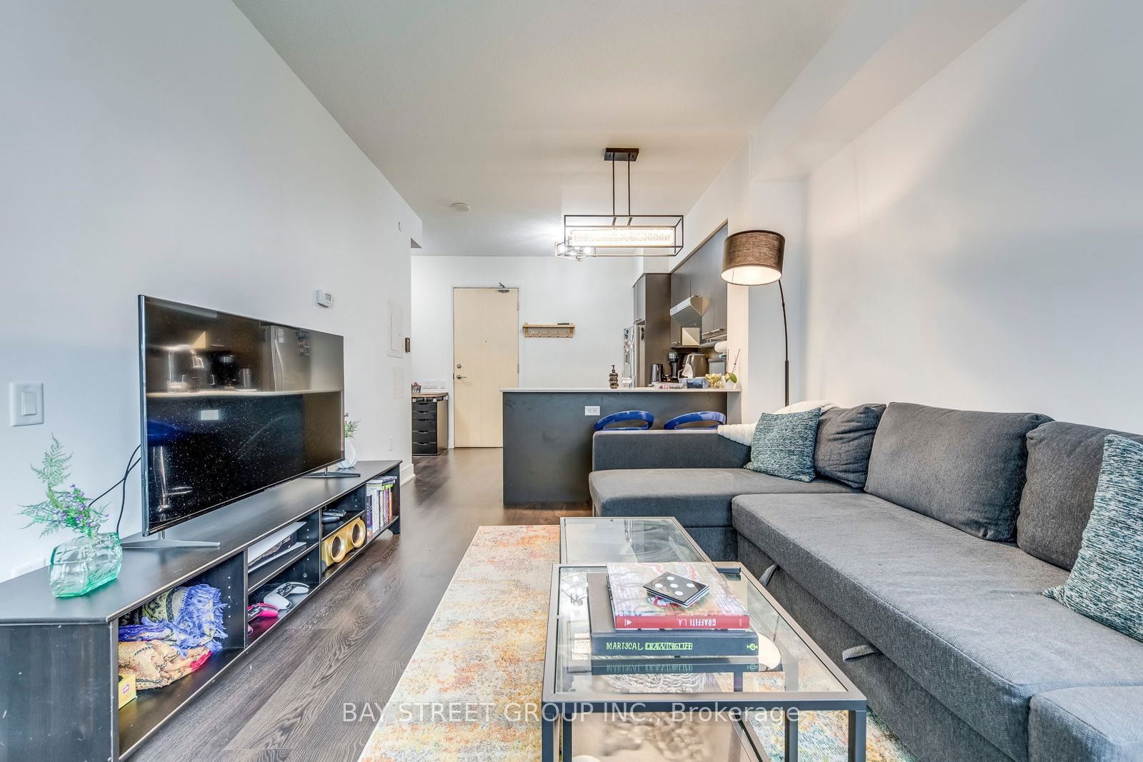 30 Roehampton Ave, unit 407 for sale - image #10