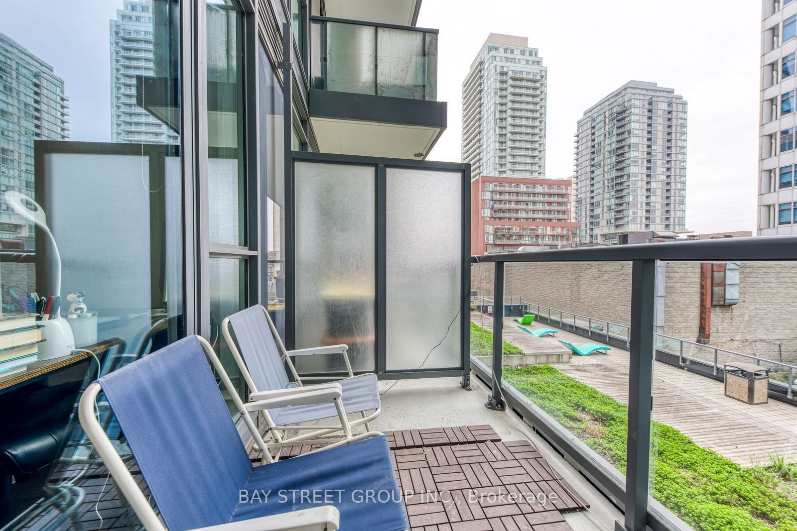 30 Roehampton Ave, unit 407 for sale - image #17