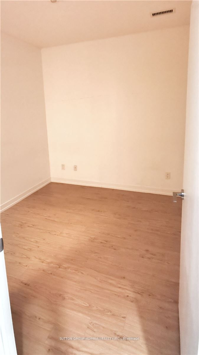 91 Wood St, unit Th3 for rent - image #8