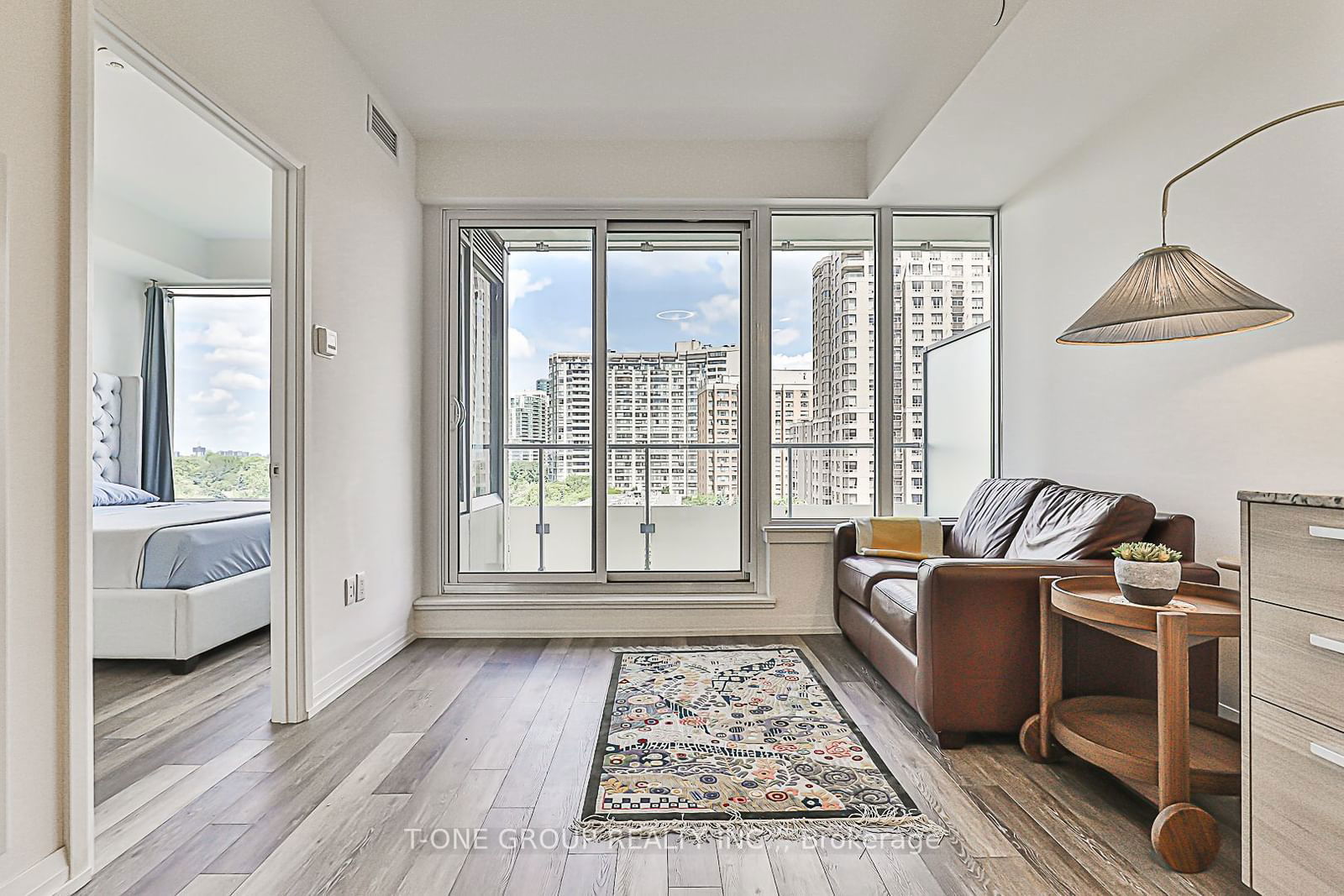 75 Canterbury Pl, unit 1012 for sale