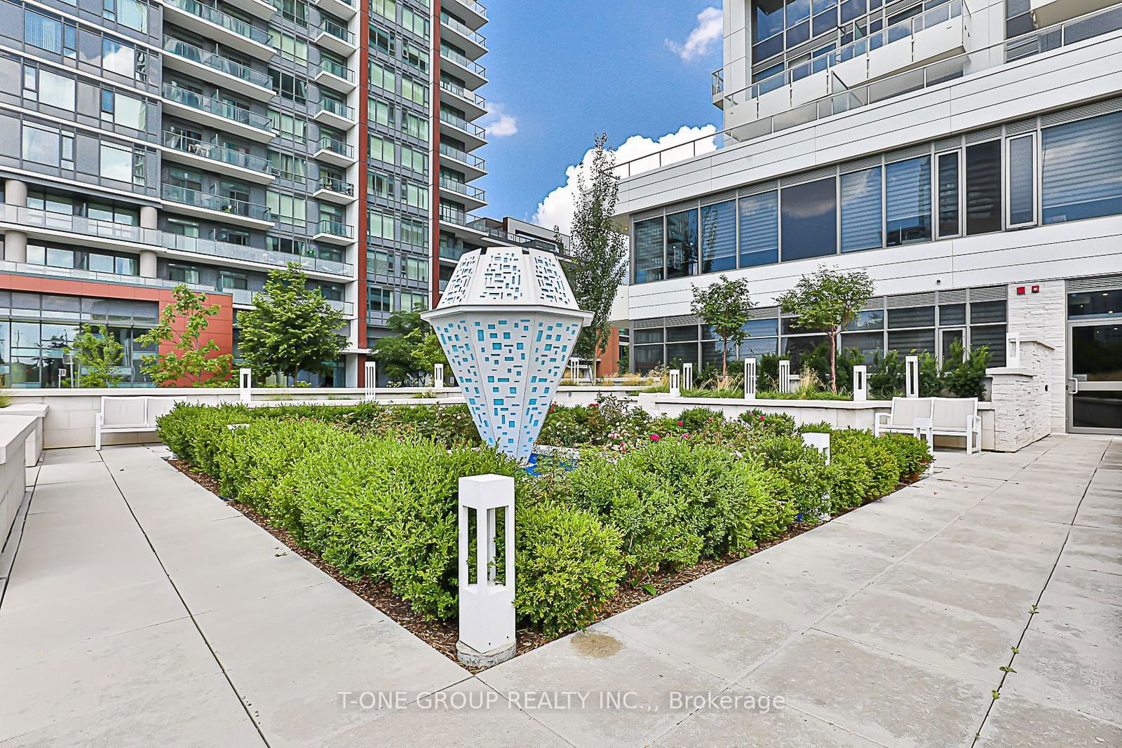 75 Canterbury Pl, unit 1012 for sale