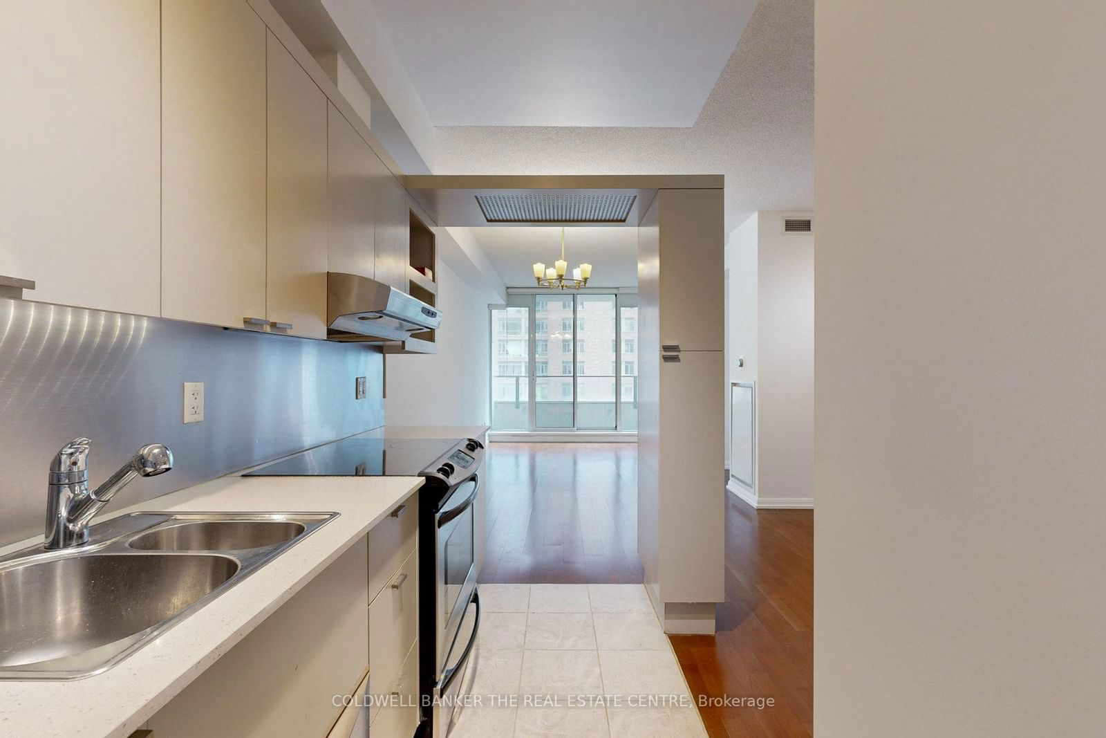 111 Elizabeth St, unit 1118 for rent - image #10