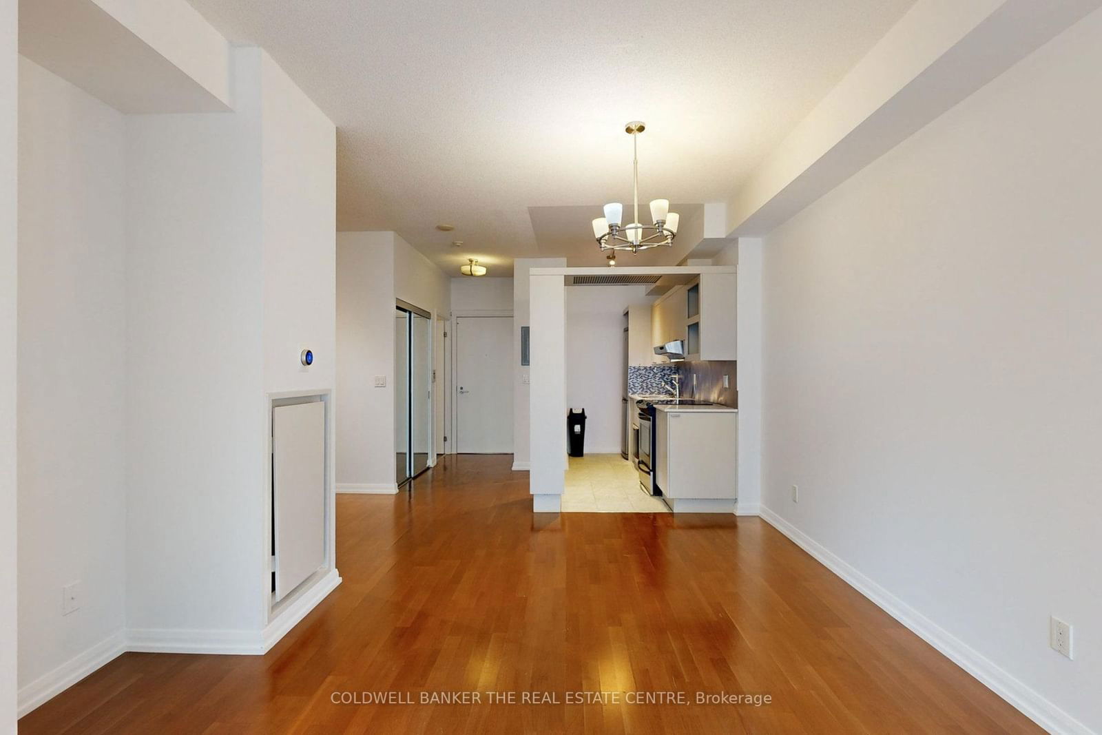 111 Elizabeth St, unit 1118 for rent - image #13