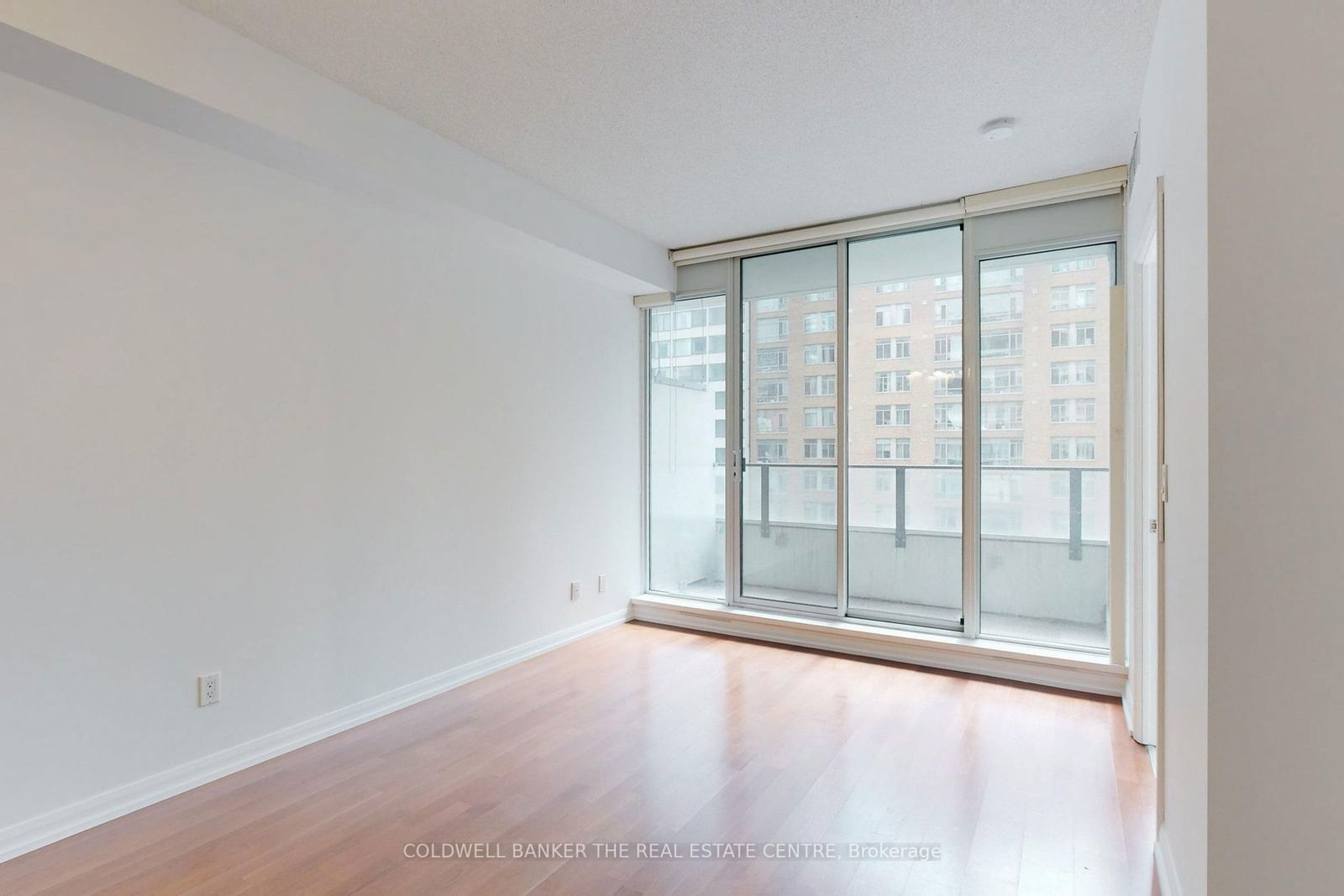 111 Elizabeth St, unit 1118 for rent - image #16