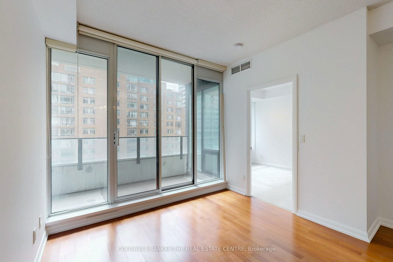 111 Elizabeth St, unit 1118 for rent - image #17