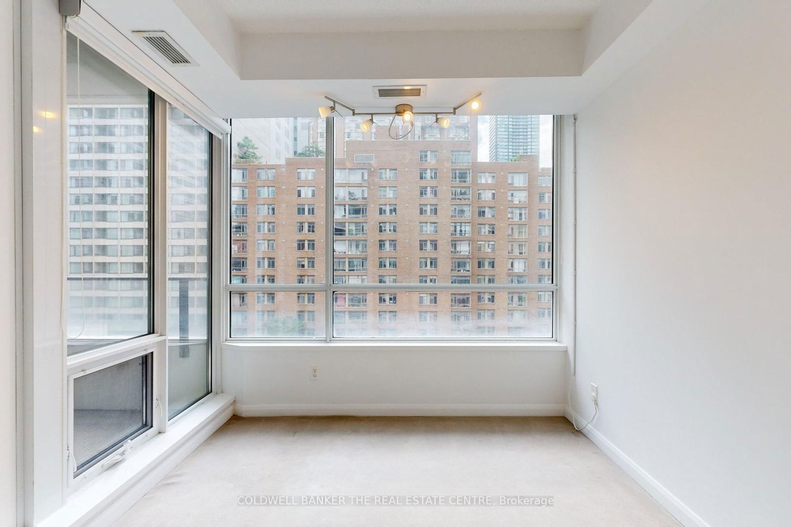 111 Elizabeth St, unit 1118 for rent - image #23