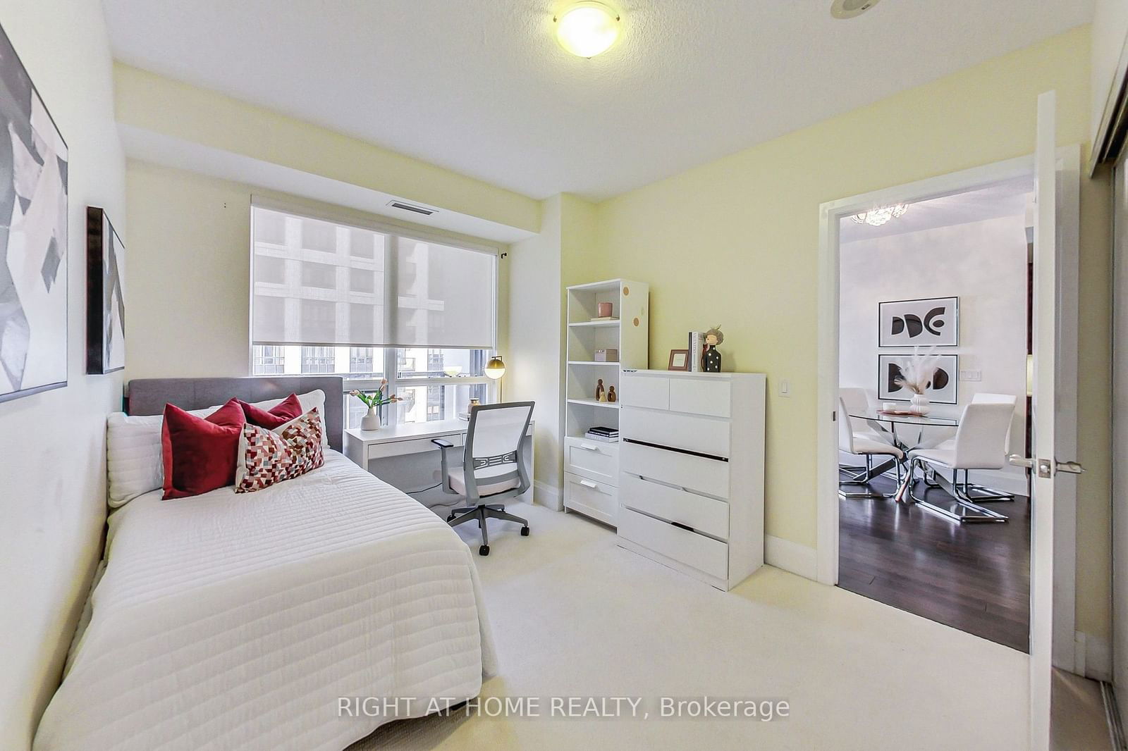 100 Harrison Garden Blvd, unit 1607 for sale - image #22