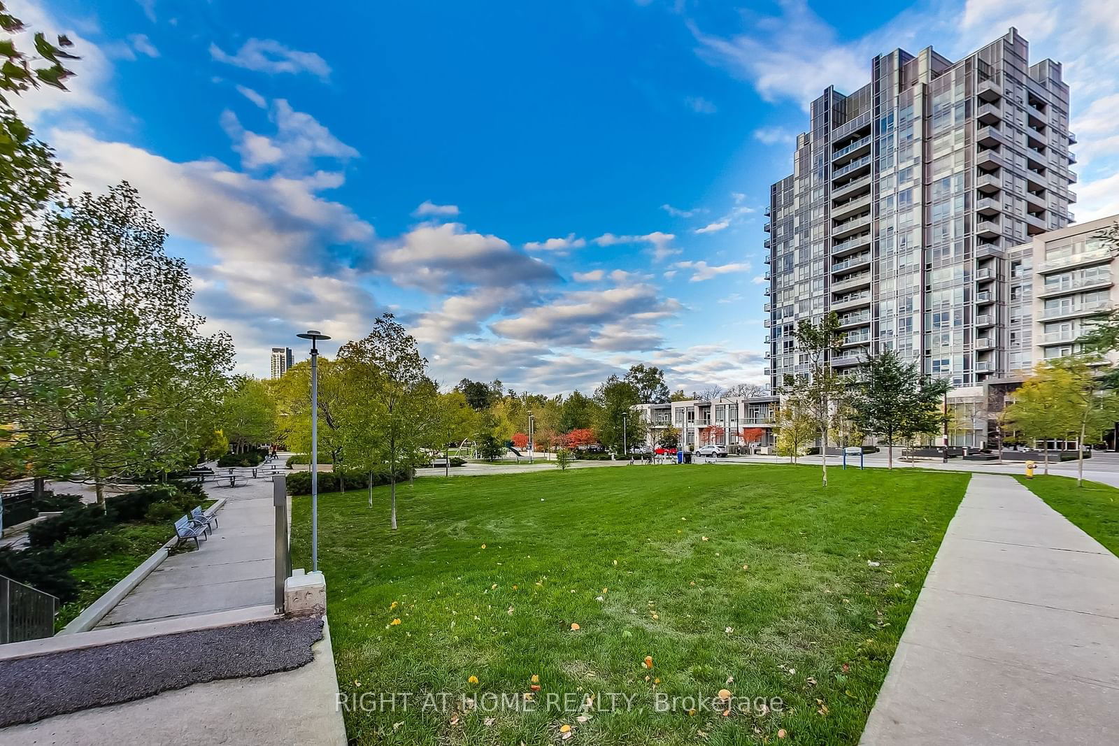 100 Harrison Garden Blvd, unit 1607 for sale - image #31