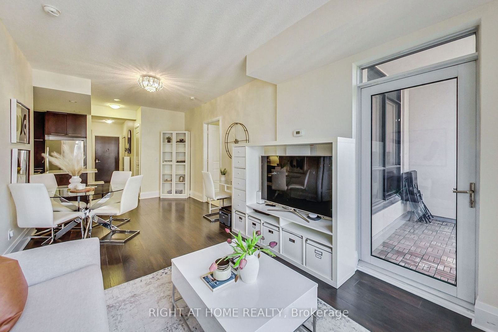 100 Harrison Garden Blvd, unit 1607 for sale - image #9