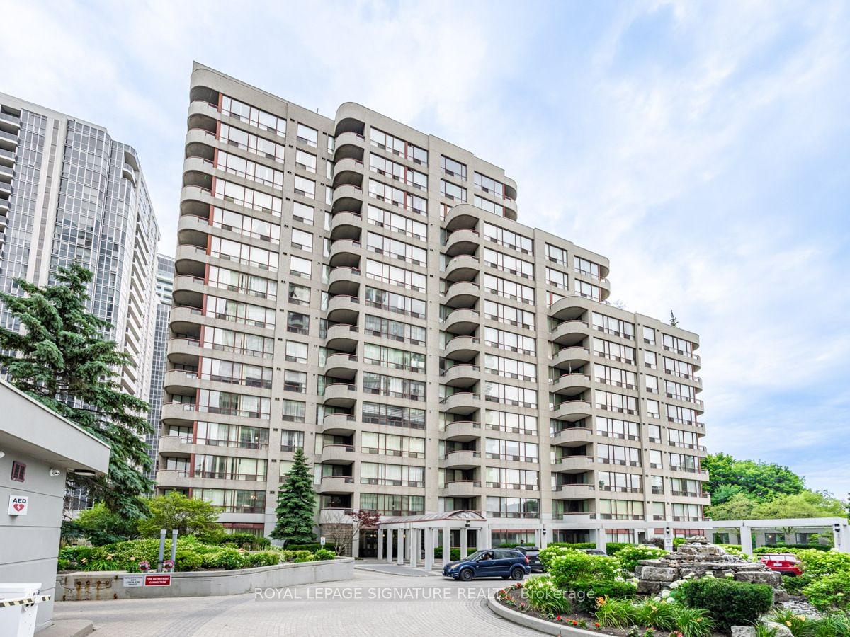 5785 Yonge St, unit 907 for sale