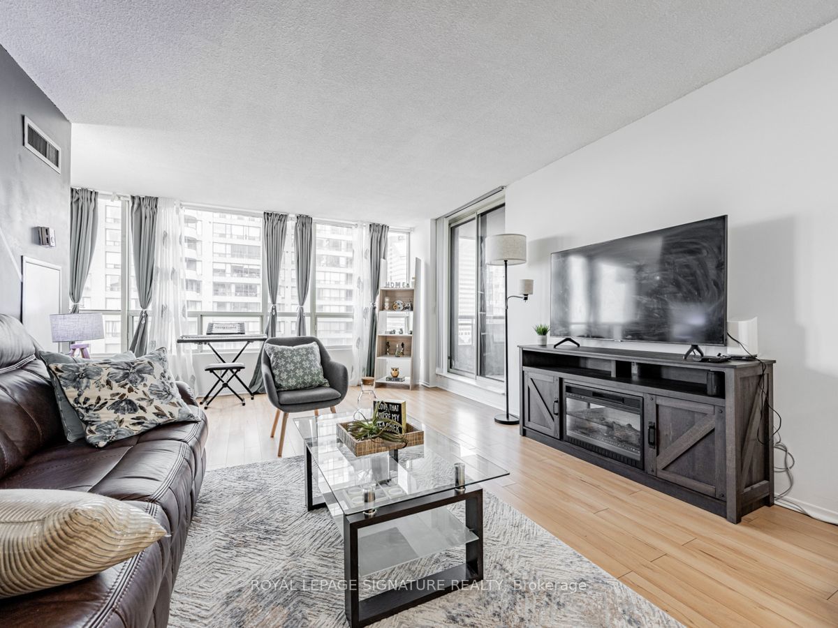 5785 Yonge St, unit 907 for sale - image #5